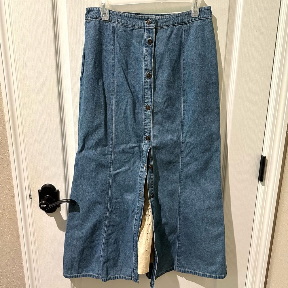 St. John’s Bay Vintage Denim Snap Down Aline Maxi Skirt With Eyelet Lining Sz 10